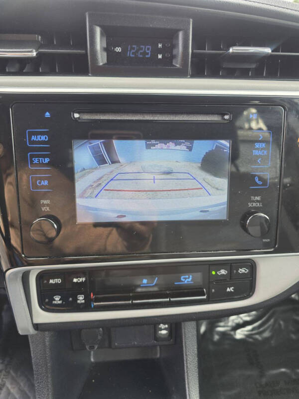 2017 Toyota Corolla LE