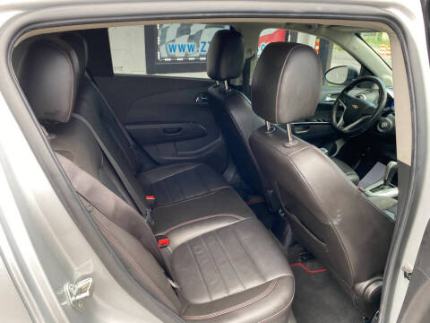 2016 Chevrolet Sonic RS Auto