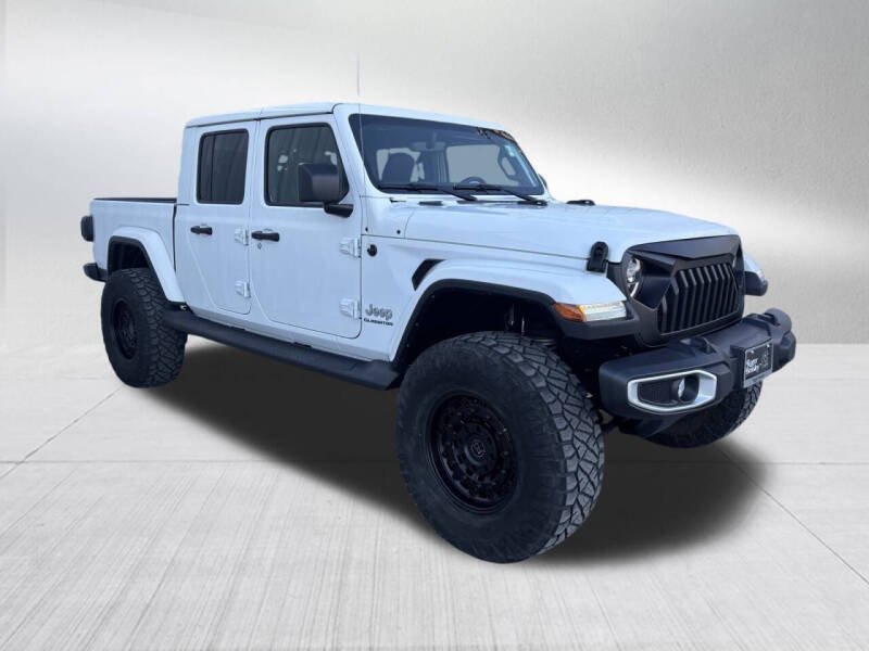 2022 Jeep Gladiator Overland