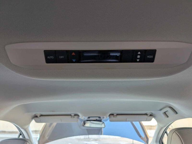 2025 Toyota Sienna LE 8-Passenger