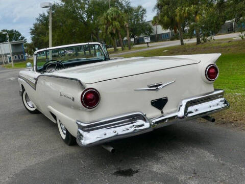 1957 Ford Fairlane