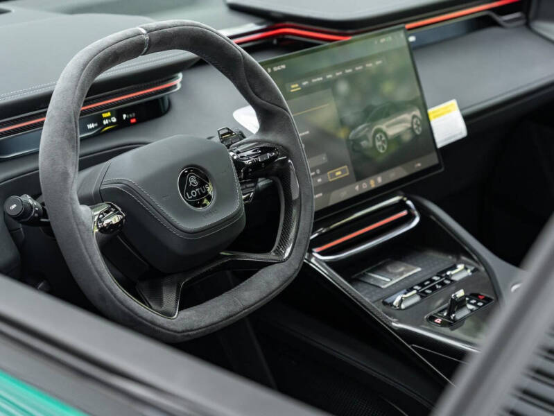 2025 Lotus Eletre Carbon