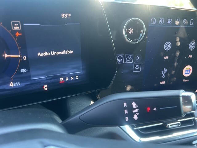 2026 Chevrolet Equinox EV LT 2