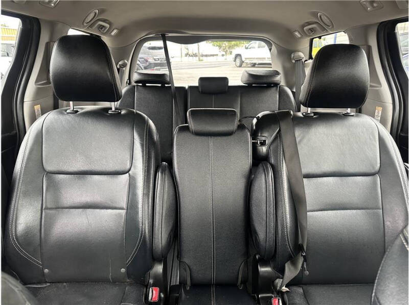 2015 Toyota Sienna