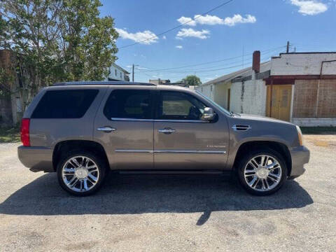 2012 Cadillac Escalade Platinum Edition