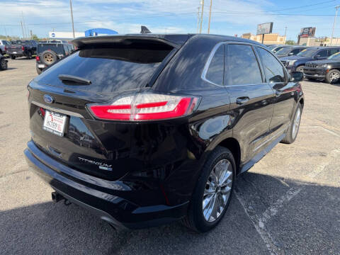 2020 Ford Edge Titanium