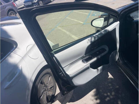 2014 Toyota Prius c