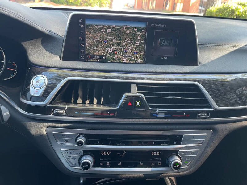 2017 BMW 7 Series 740i