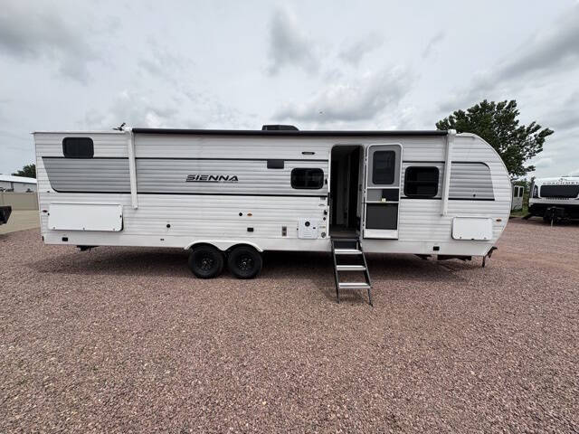 2026 Venture RV Sienna