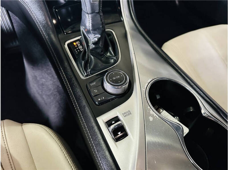 2017 Infiniti Q60 2.0T Premium