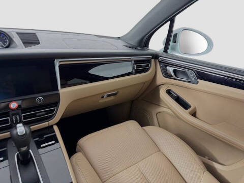 2023 Porsche Macan