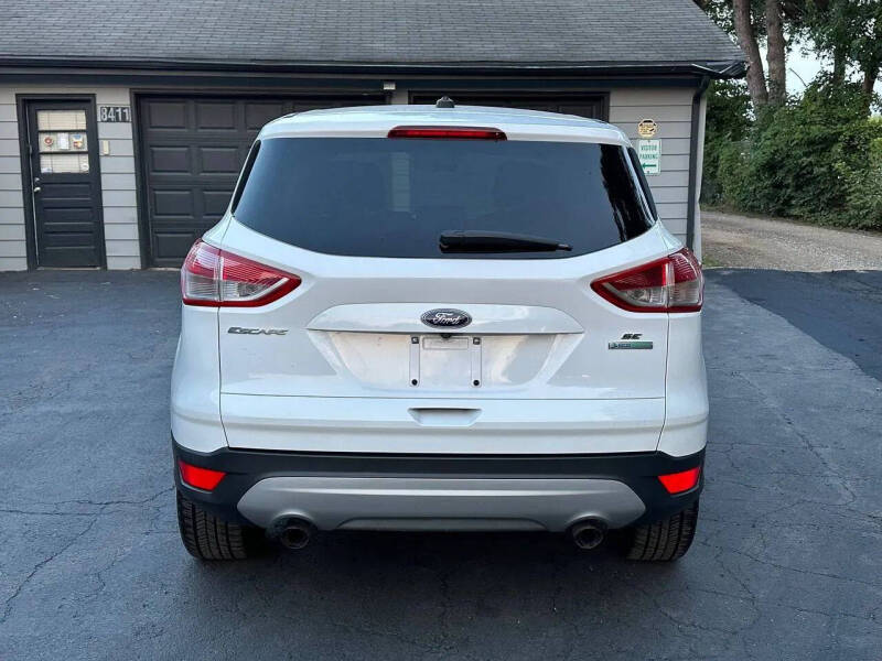 2016 Ford Escape SE