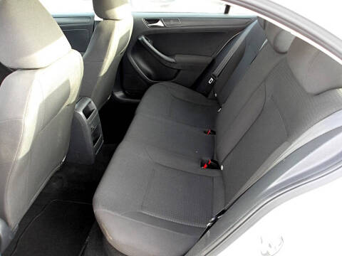 2016 Volkswagen Jetta