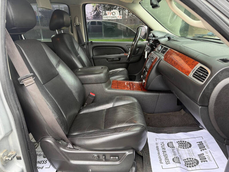 2013 Chevrolet Suburban LTZ