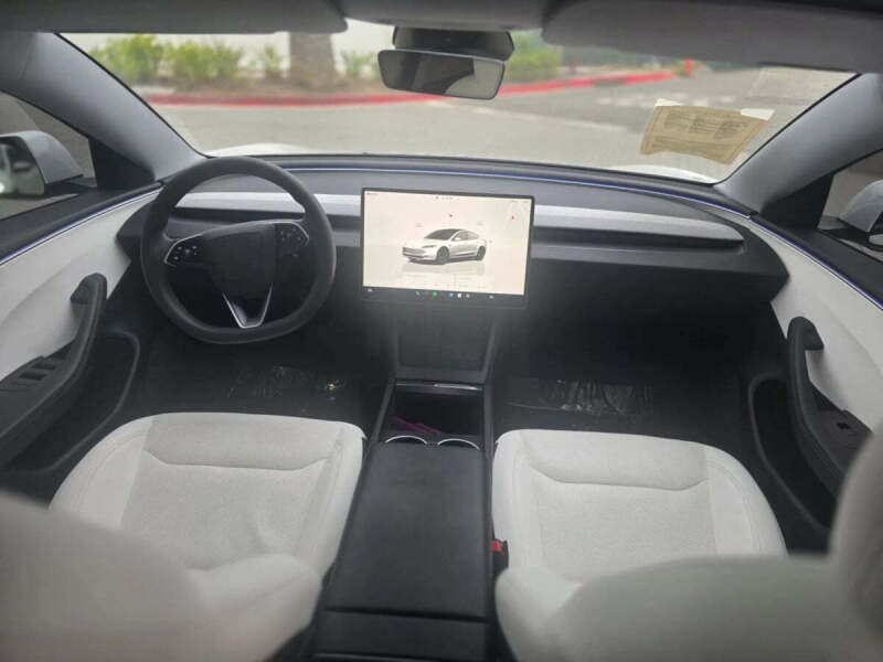 2025 Tesla Model 3 Long Range
