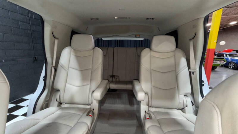 2020 Cadillac Escalade ESV Premium Luxury