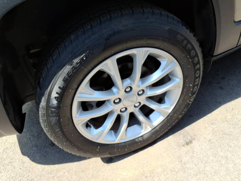 2019 Jeep Cherokee Latitude
