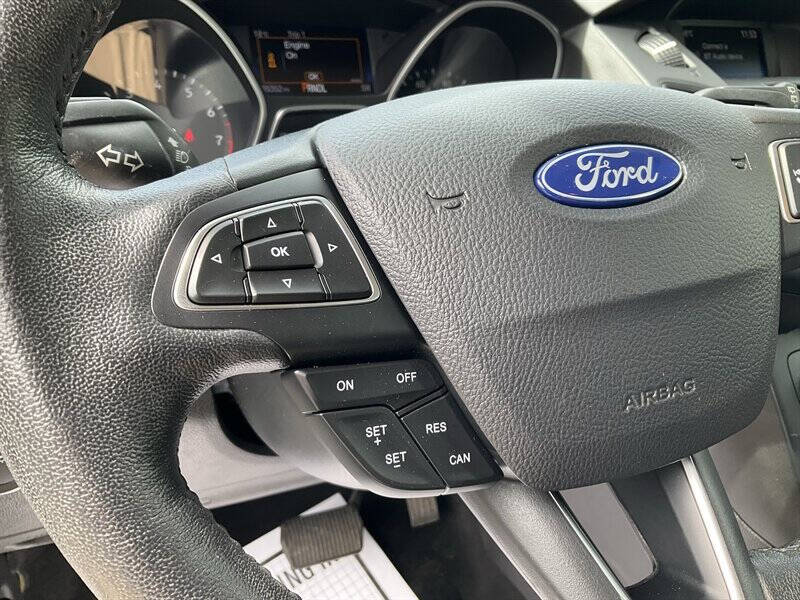 2017 Ford Focus SE