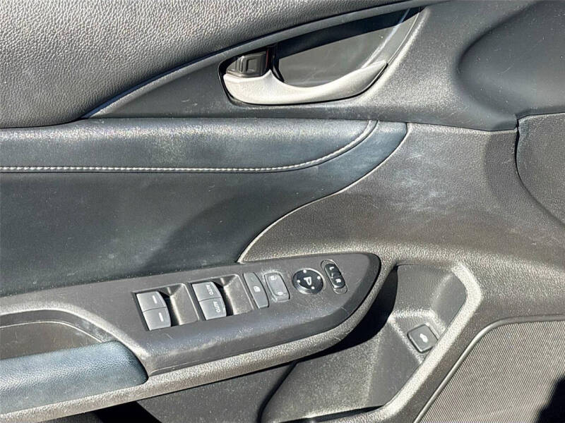 2022 Honda Insight Touring