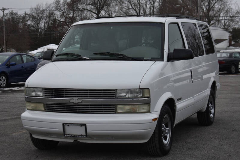2002 Chevrolet Astro LS