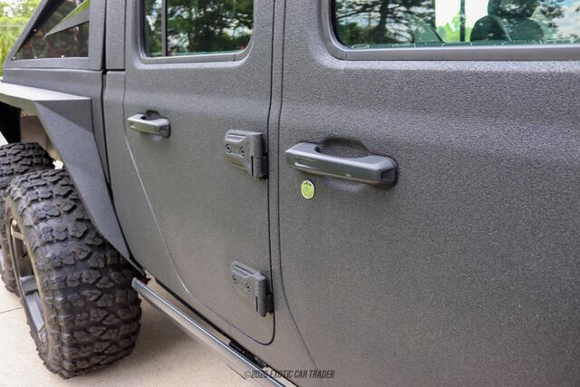2025 Jeep Gladiator