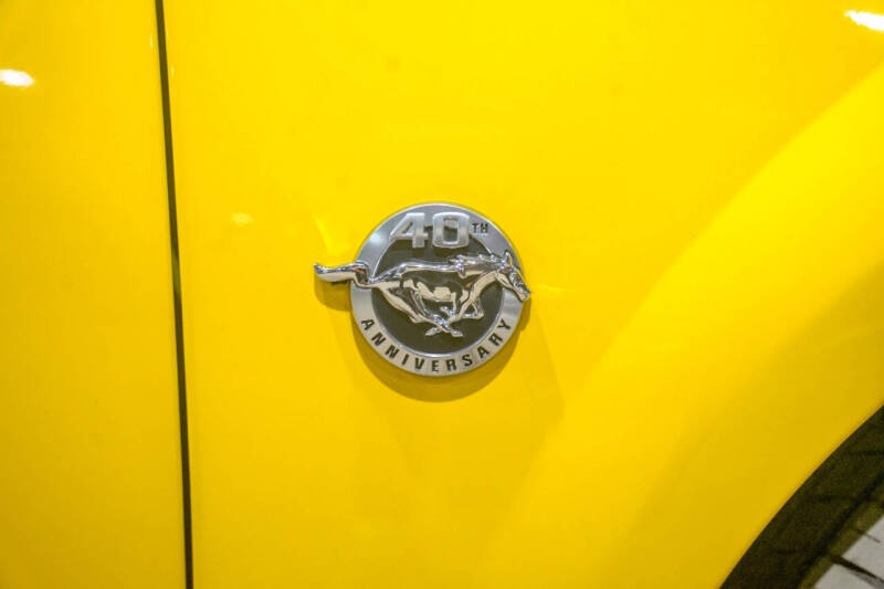 2004 Ford Mustang Mach 1 Premium