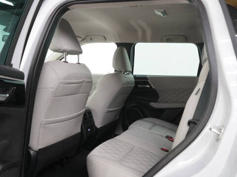 2022 Mitsubishi Outlander SEL