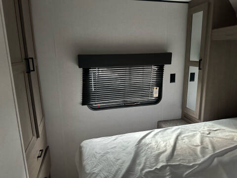 2021 FOR SALE!!    HIDEOUT M-28RKS