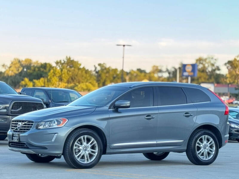 2016 Volvo XC60 T5 Drive-E Premier