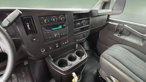 2024 GMC Savana 2500