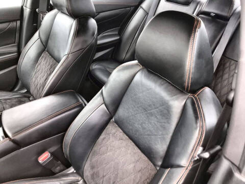 2023 Nissan Maxima 3.5 SR