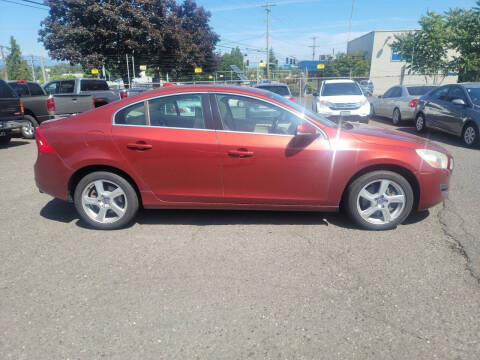2013 Volvo S60 T5 Premier