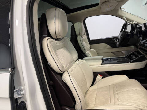 2024 Lincoln Navigator Black Label