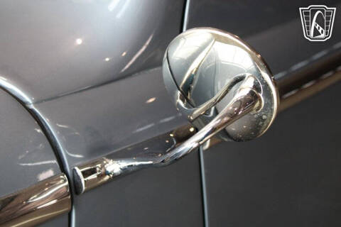 1947 Ford Super Deluxe