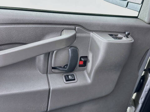 2023 Chevrolet Express LS 3500