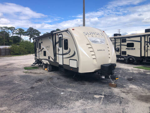 2017 CROSS ROADS SUNSET TRAIL M 260 RL for sale at Friendly Finance Auto Sales in Port Richey FL