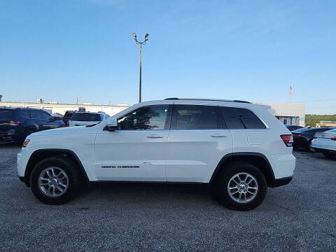 2020 Jeep Grand Cherokee Laredo E