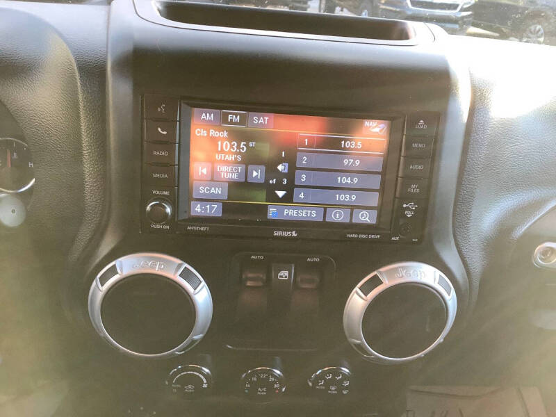 2013 Jeep Wrangler Sahara