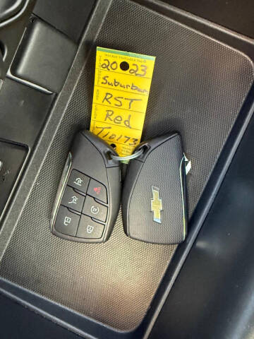 2023 Chevrolet Suburban RST