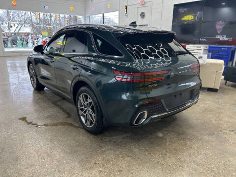 2023 Genesis GV70 2.5T Standard