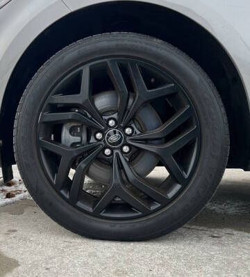 2022 Land Rover Range Rover Evoque P250 SE