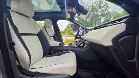 2019 Land Rover Range Rover Velar P250 R-Dynamic SE
