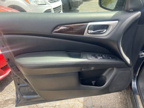 2015 Nissan Pathfinder SL