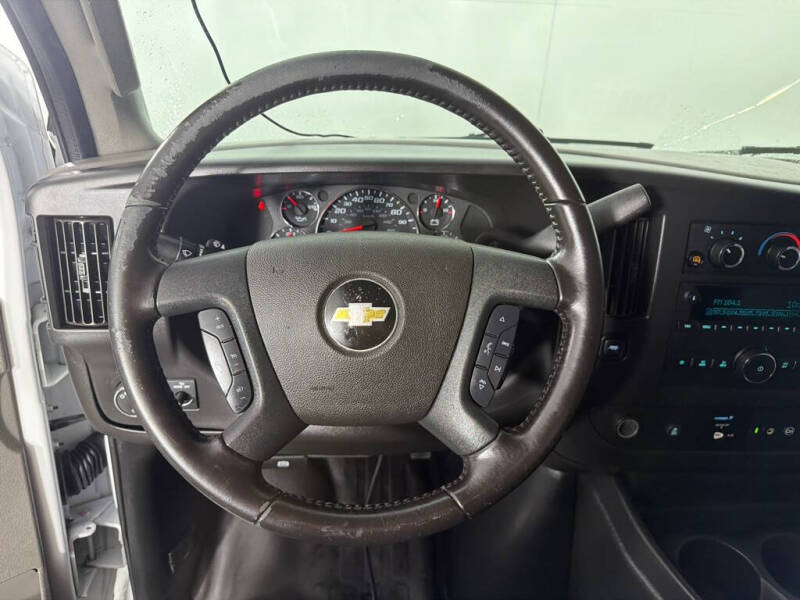 2021 Chevrolet Express 2500