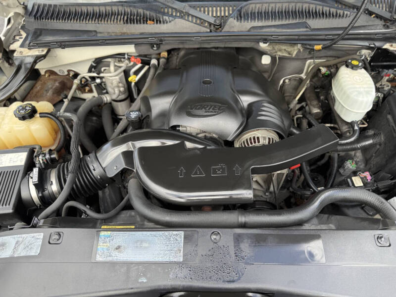 2005 Cadillac Escalade