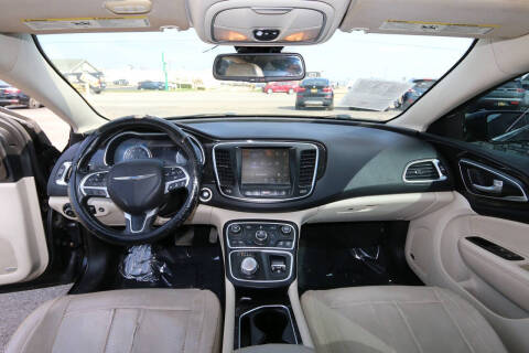 2015 Chrysler 200 C