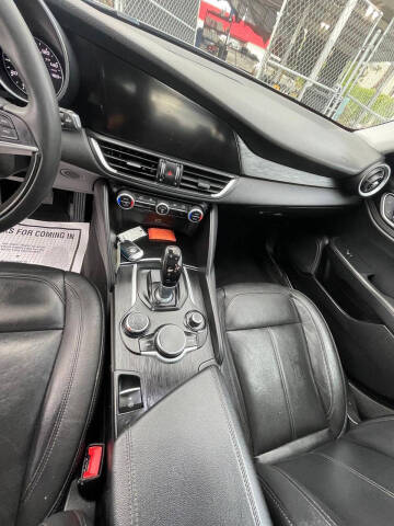 2017 Alfa Romeo Giulia