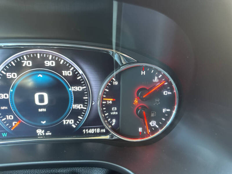 2017 GMC Acadia Denali