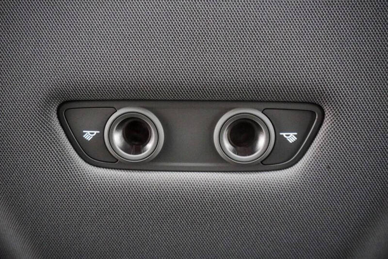 2022 Audi Q8 quattro Premium Plus 55 TFSI