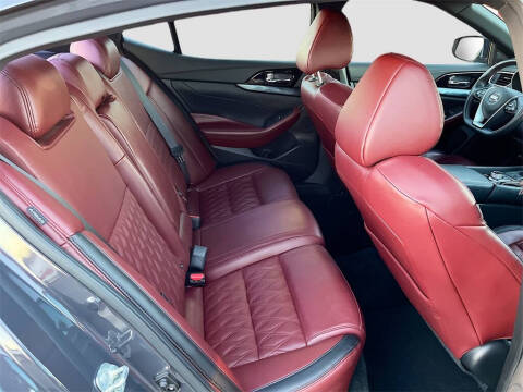 2021 Nissan Maxima 3.5 Platinum